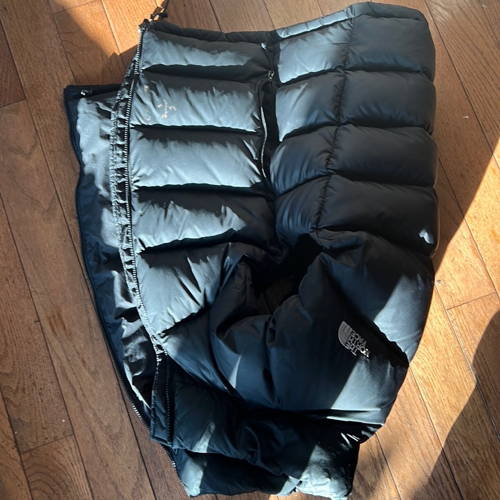 North face vest Worn M